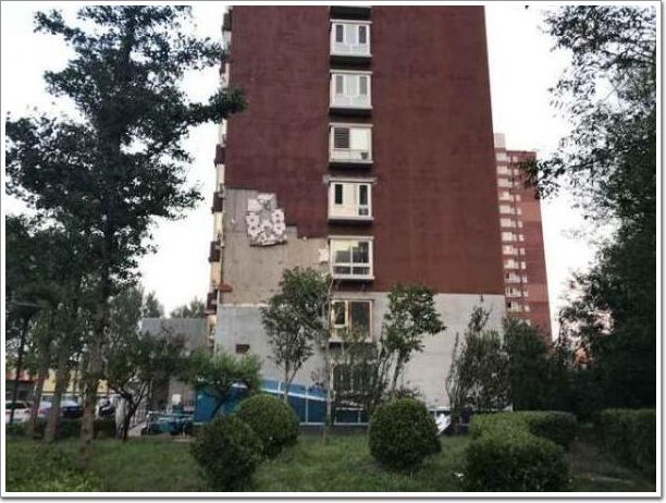 通州大風(fēng)刮掉外窗外墻，建筑質(zhì)量堪憂(圖1)