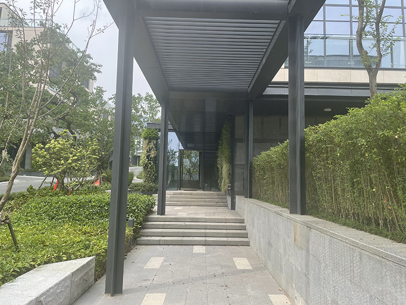 西創系統精制鋼直角方管